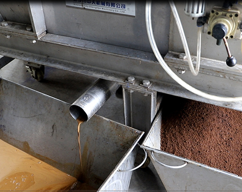 Pulp and residue pressing and separation: solid-liquid separation of brewer’s meal, and dewatering of coffee grounds.